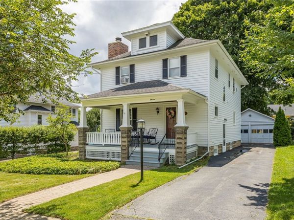 11 Maple Street , Pittsford, NY 14534