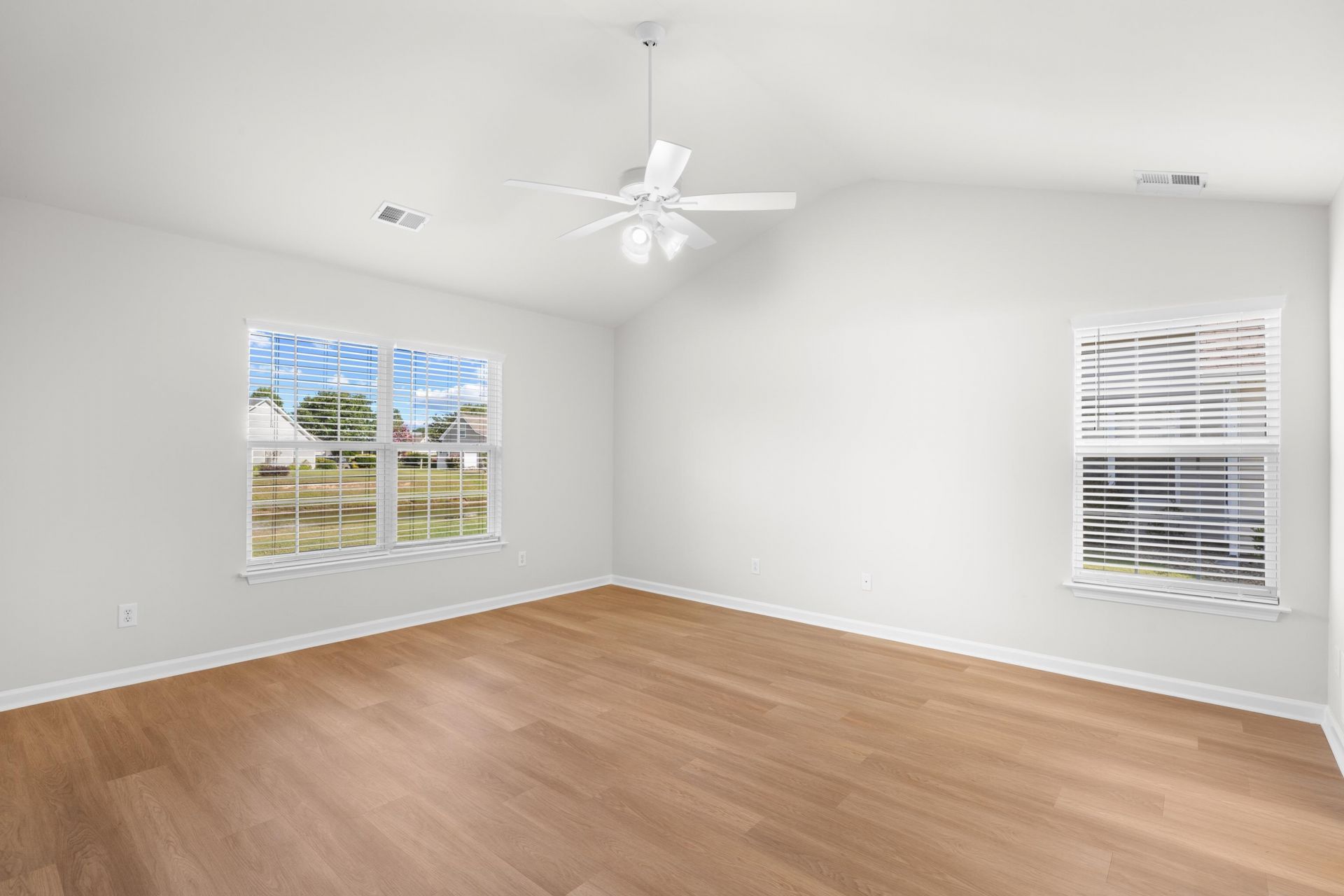 1016 Castle Rock Ct. Photo 19