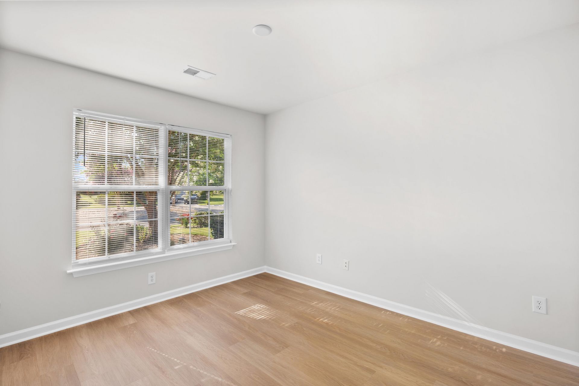 1016 Castle Rock Ct. Photo 26