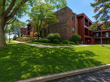 8007 Xerxes Avenue S, Unit A101, Bloomington, MN 55431