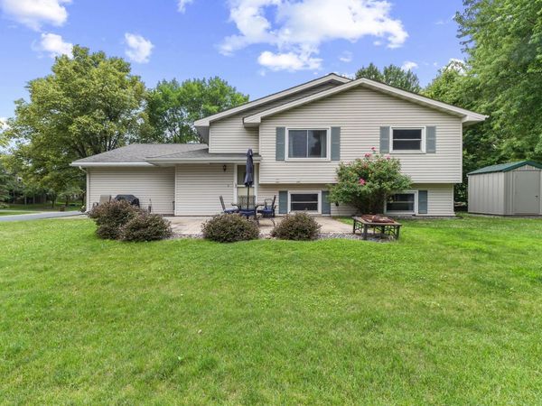 13612 86th Avenue N, Maple Grove, MN 55369