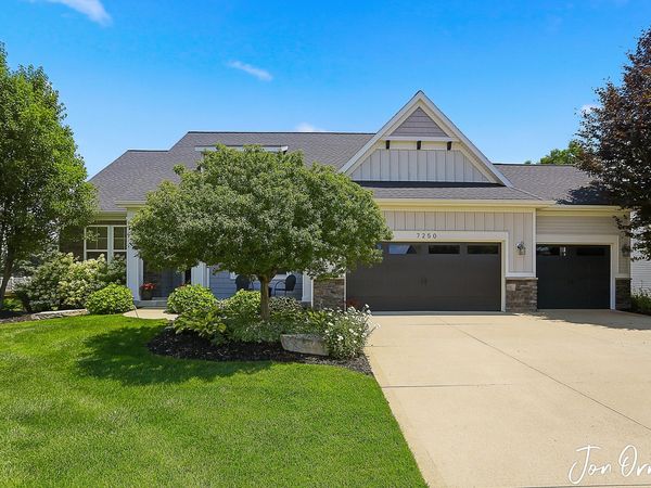 7250 Rosie Shores Drive SW, Byron Center, MI 49315