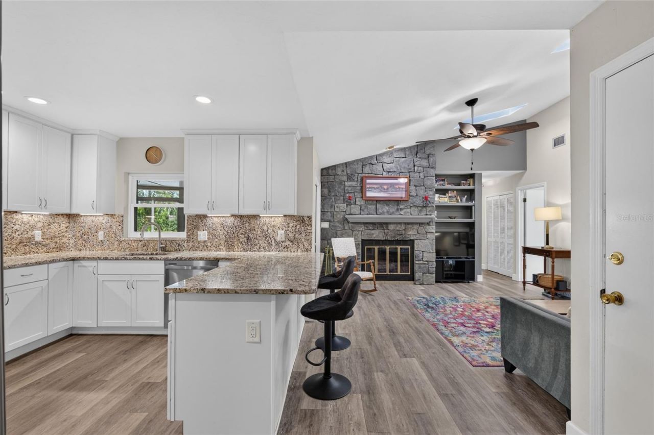 2522 NW 27th Place, Gainesville, FL 32605 Photo