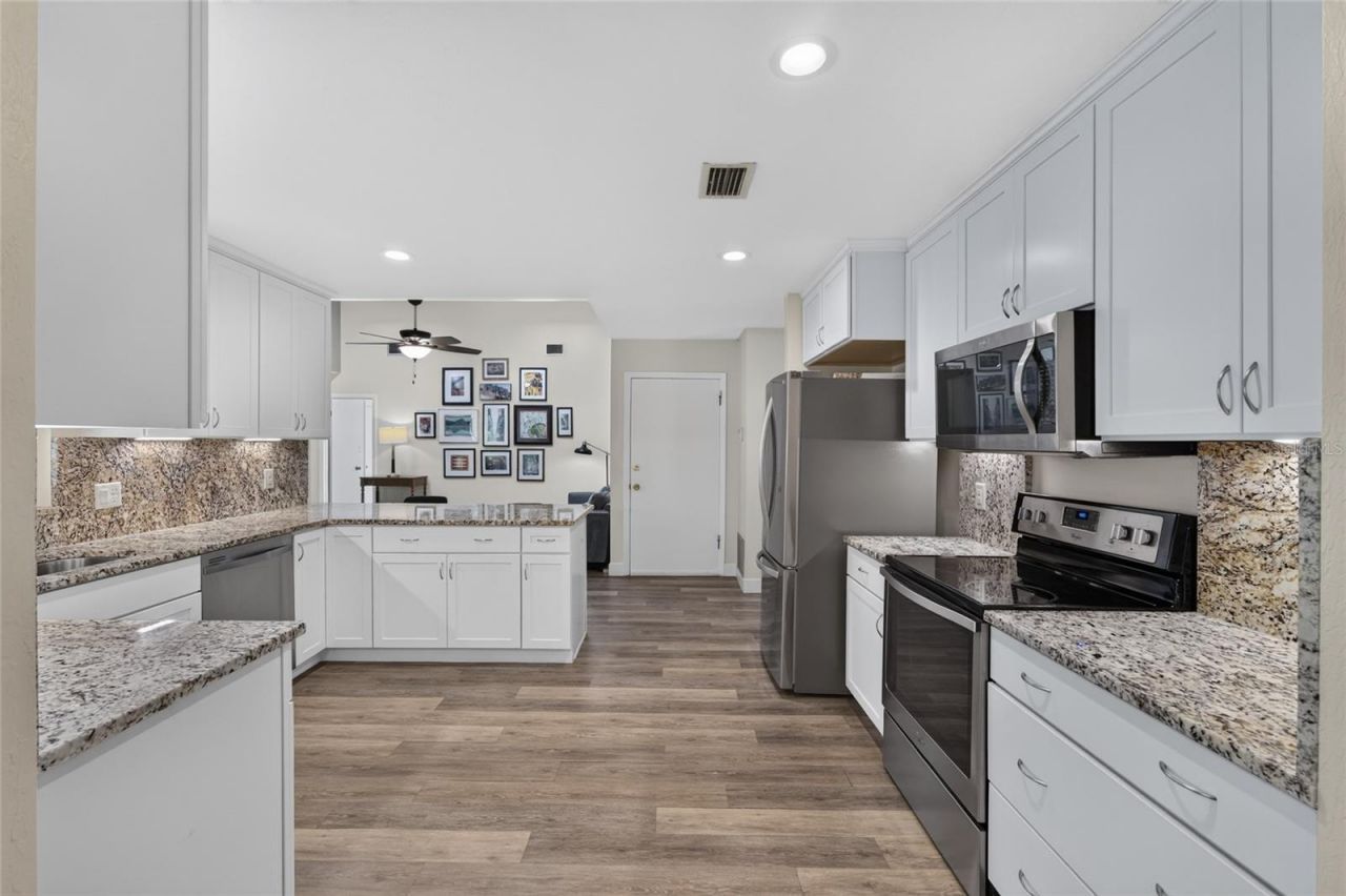 2522 NW 27th Place, Gainesville, FL 32605 Photo
