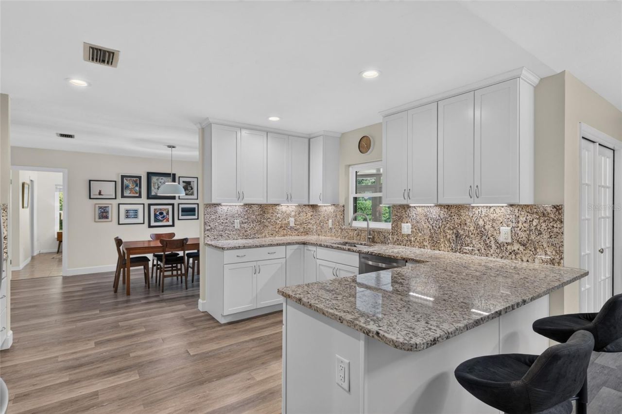 2522 NW 27th Place, Gainesville, FL 32605 Photo