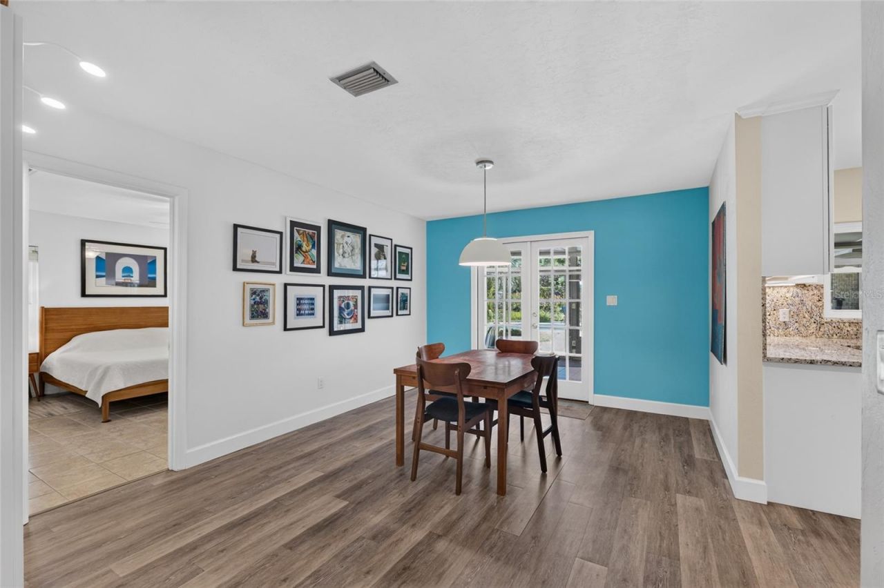 2522 NW 27th Place, Gainesville, FL 32605 Photo