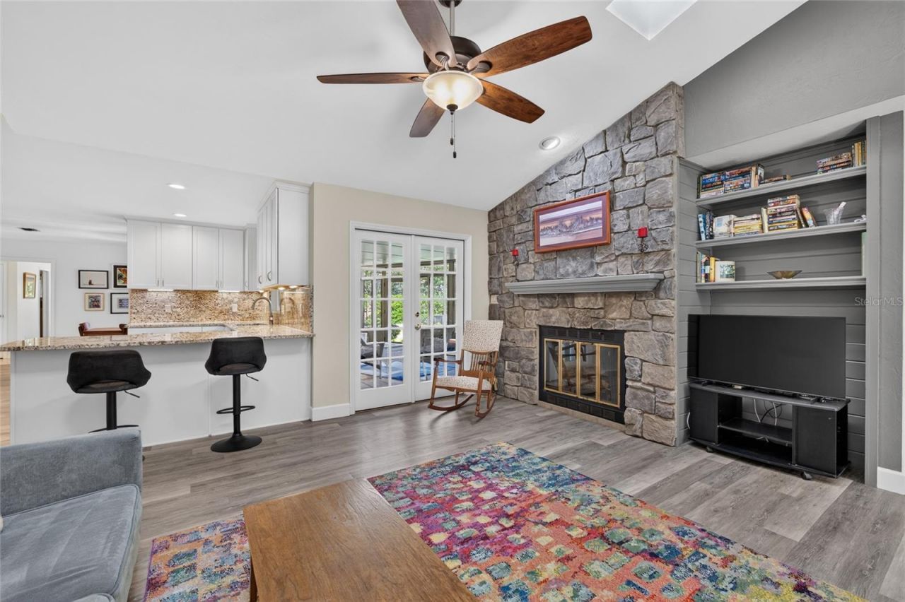 2522 NW 27th Place, Gainesville, FL 32605 Photo