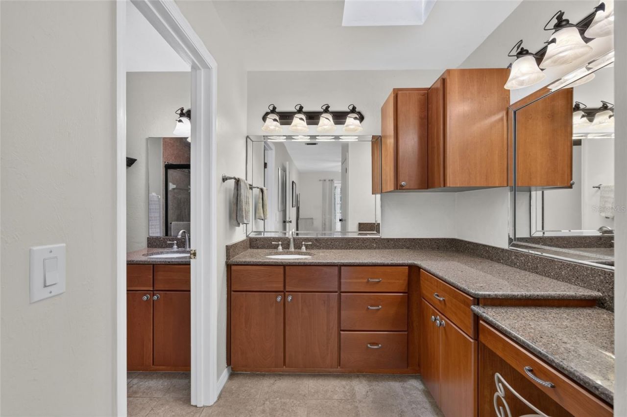 2522 NW 27th Place, Gainesville, FL 32605 Photo