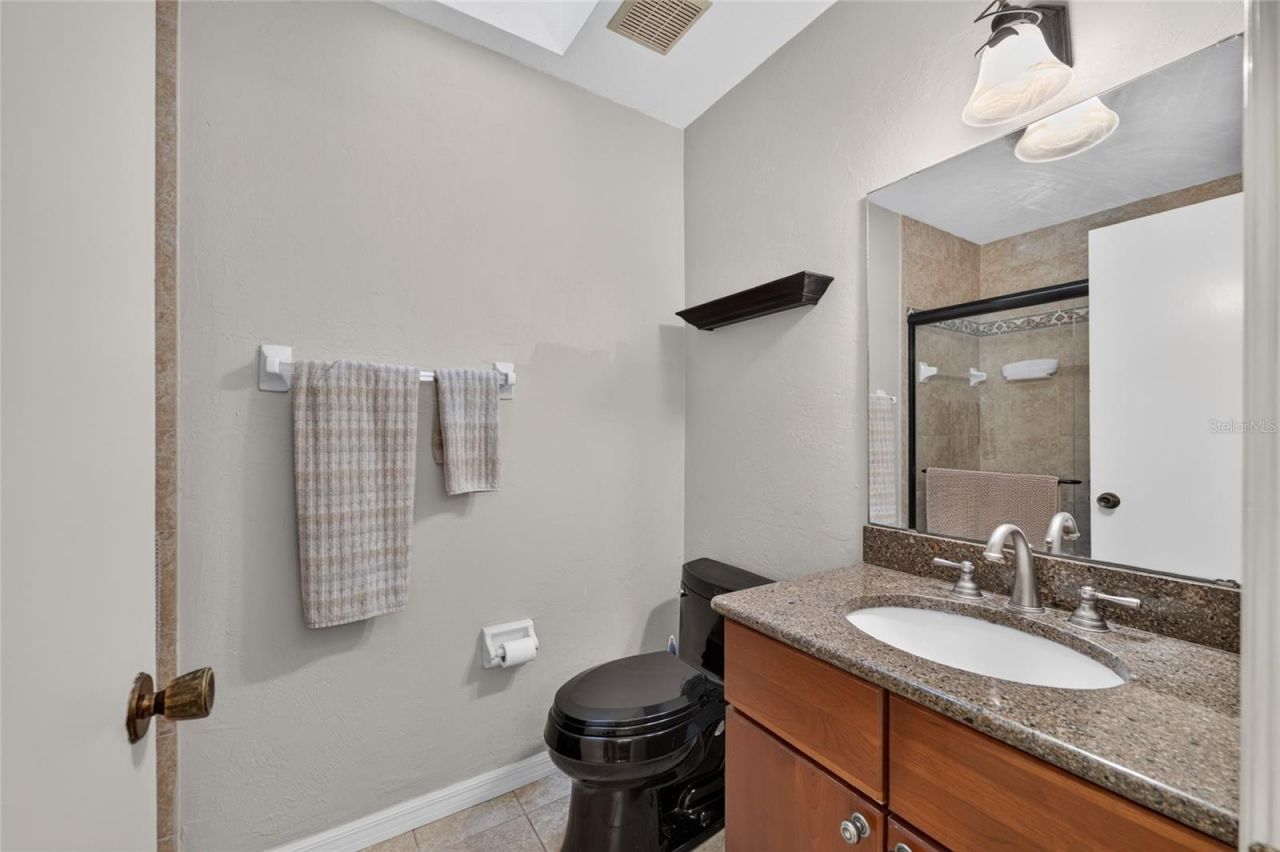 2522 NW 27th Place, Gainesville, FL 32605 Photo