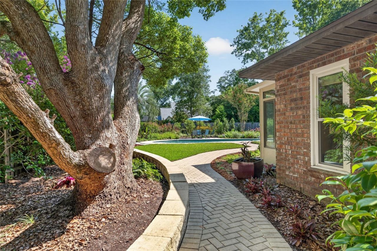 2522 NW 27th Place, Gainesville, FL 32605 Photo