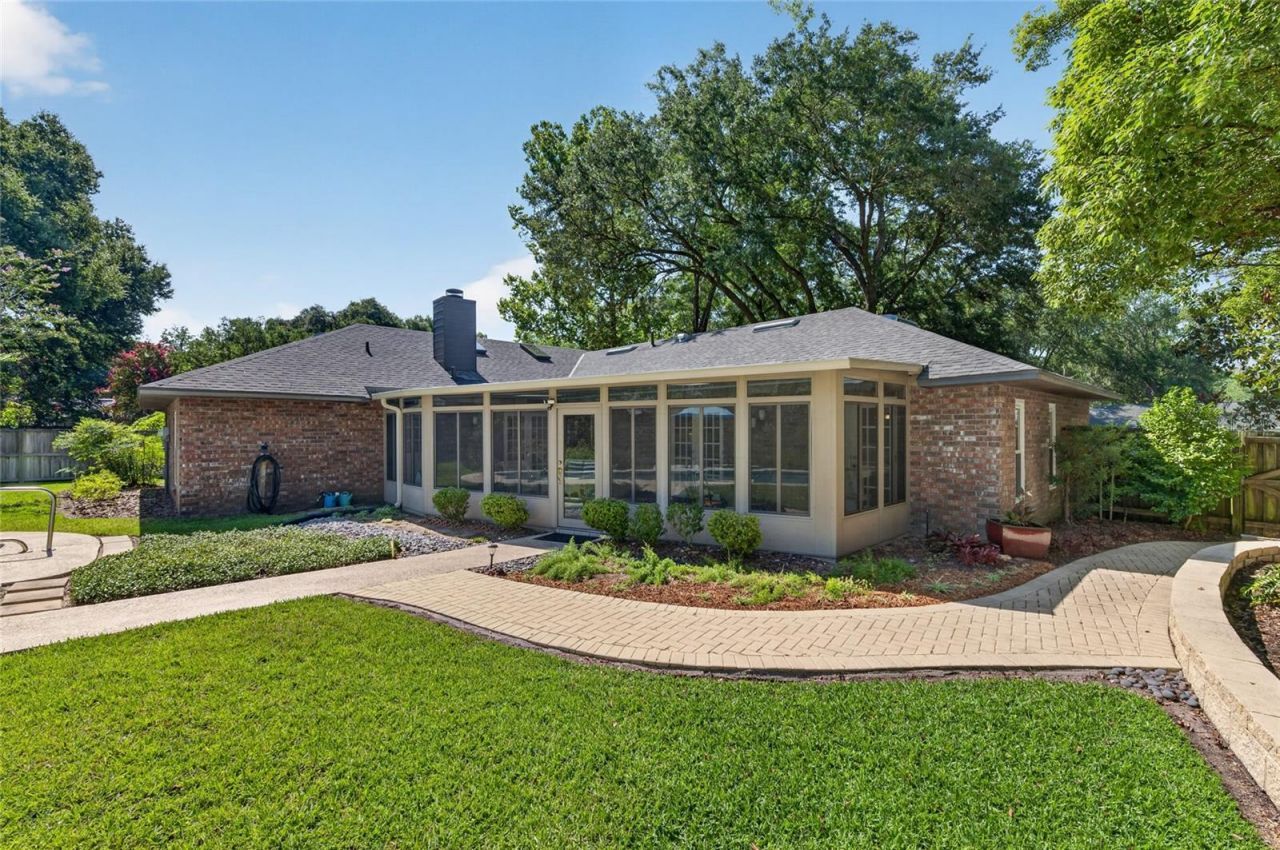 2522 NW 27th Place, Gainesville, FL 32605 Photo