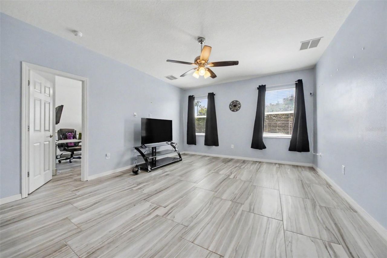1374 Merion Drive , Mount Dora, FL 32757 Photo
