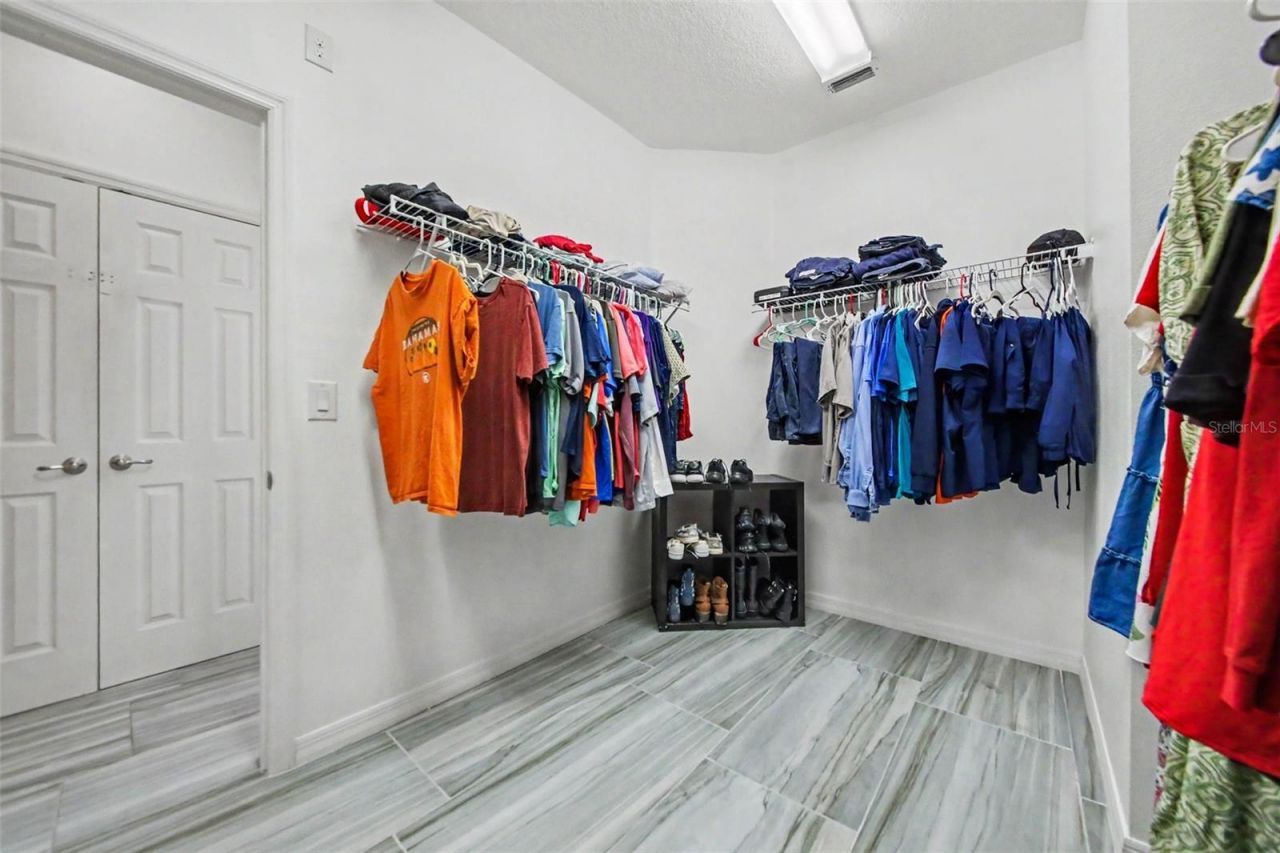 1374 Merion Drive , Mount Dora, FL 32757 Photo
