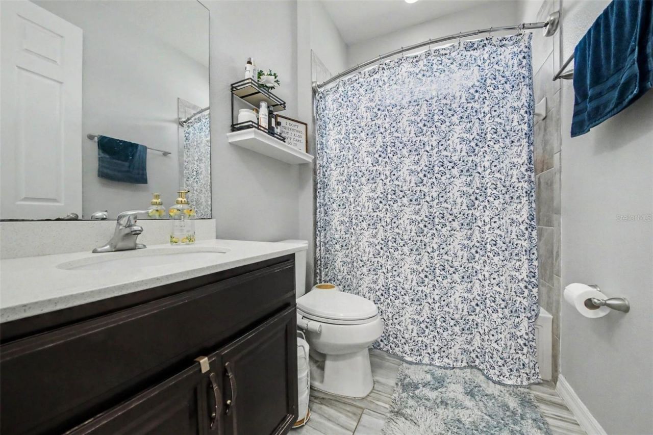1374 Merion Drive , Mount Dora, FL 32757 Photo