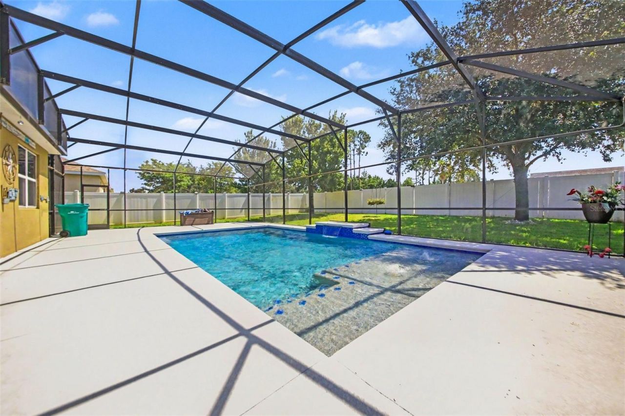 1374 Merion Drive , Mount Dora, FL 32757 Photo