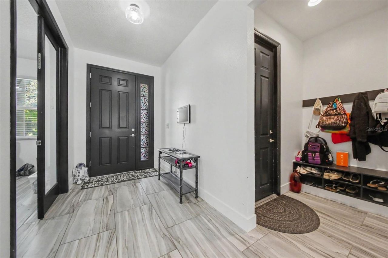 1374 Merion Drive , Mount Dora, FL 32757 Photo