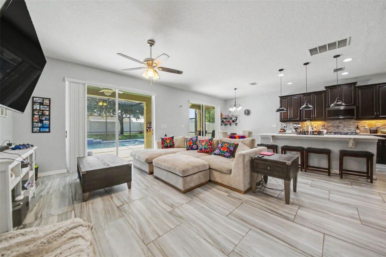 1374 Merion Drive , Mount Dora, FL 32757 Photo