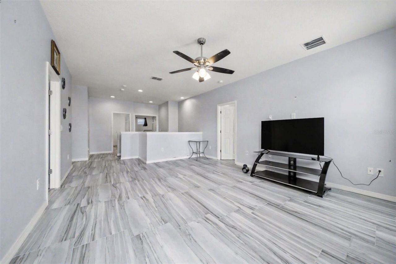 1374 Merion Drive , Mount Dora, FL 32757 Photo