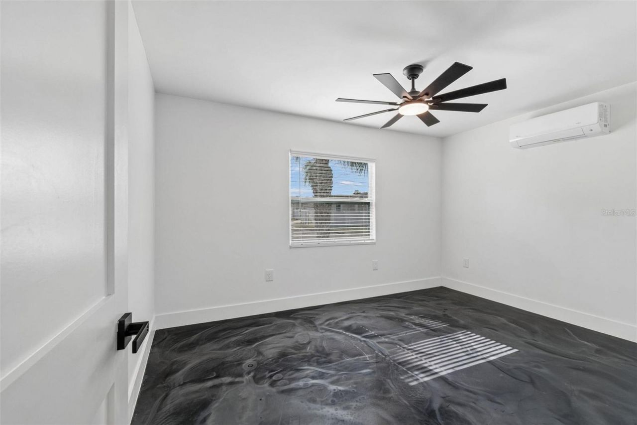 4125 Grove, Saint Petersburg, FL 33705 Photo