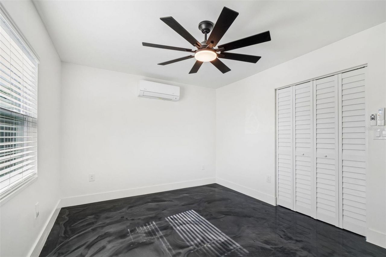 4125 Grove, Saint Petersburg, FL 33705 Photo