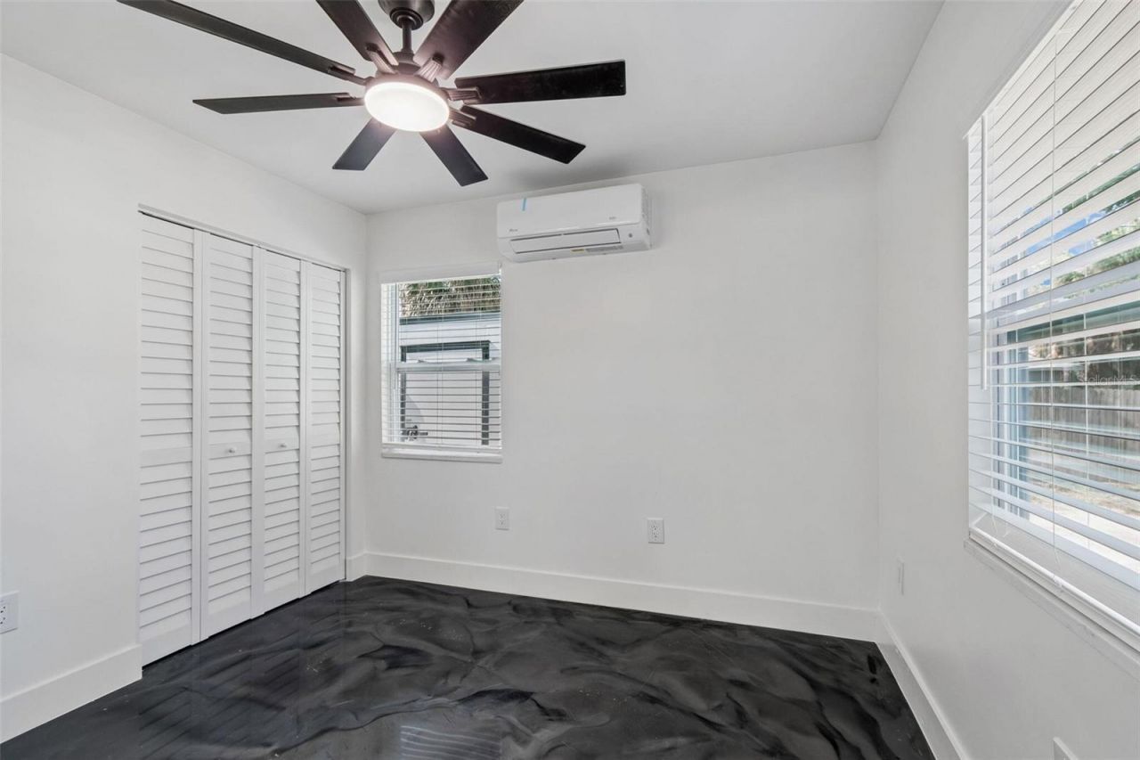 4125 Grove, Saint Petersburg, FL 33705 Photo