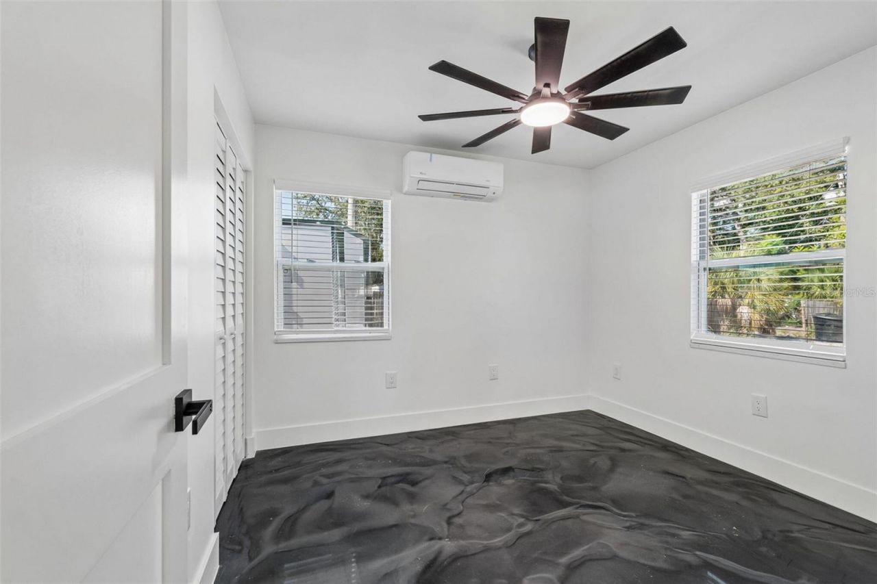 4125 Grove, Saint Petersburg, FL 33705 Photo