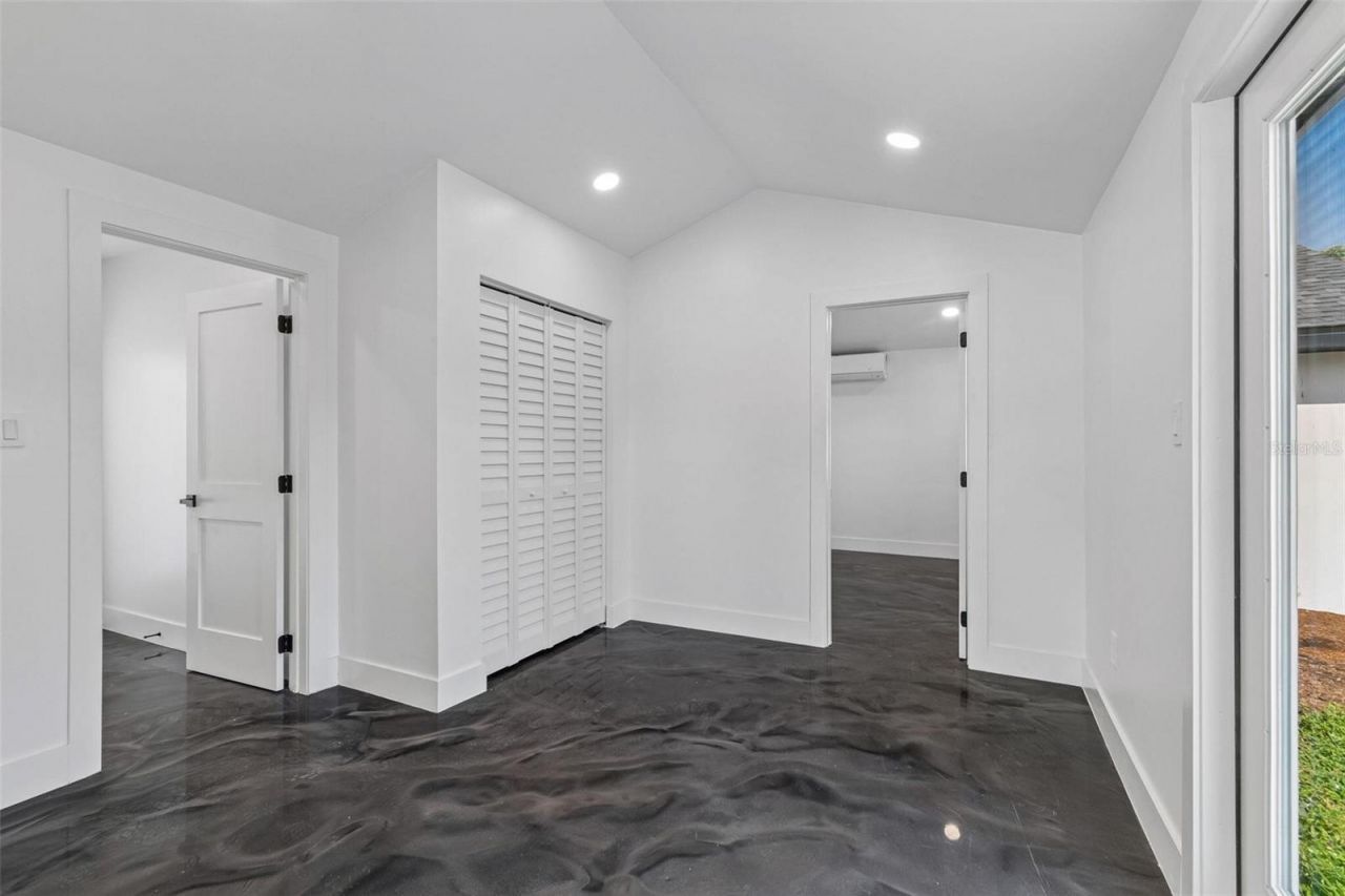4125 Grove, Saint Petersburg, FL 33705 Photo