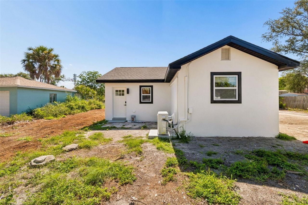 4125 Grove, Saint Petersburg, FL 33705 Photo