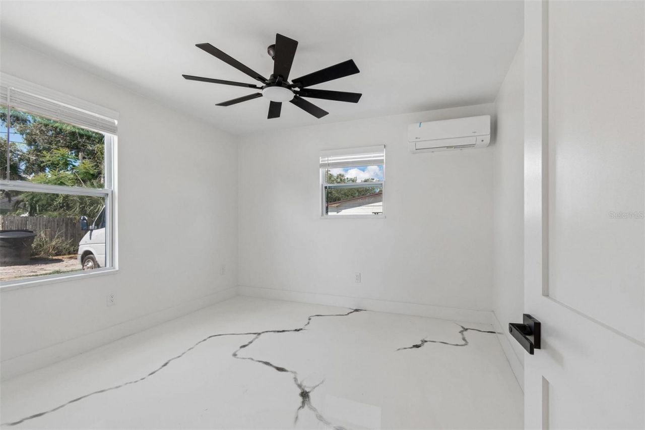 4125 Grove, Saint Petersburg, FL 33705 Photo
