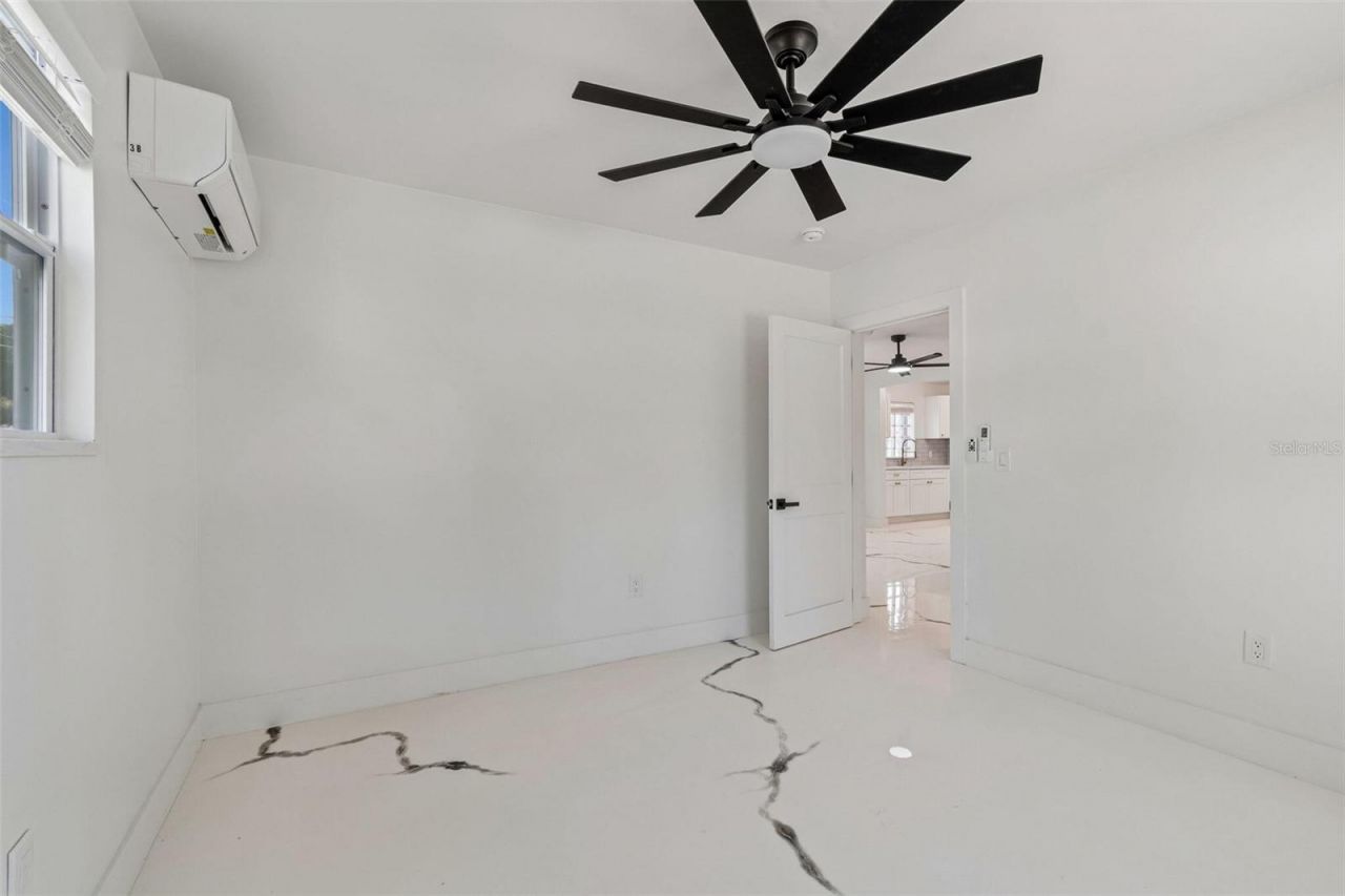 4125 Grove, Saint Petersburg, FL 33705 Photo