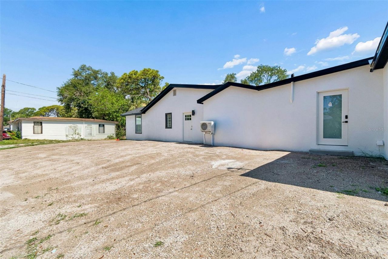 4125 Grove, Saint Petersburg, FL 33705 Photo