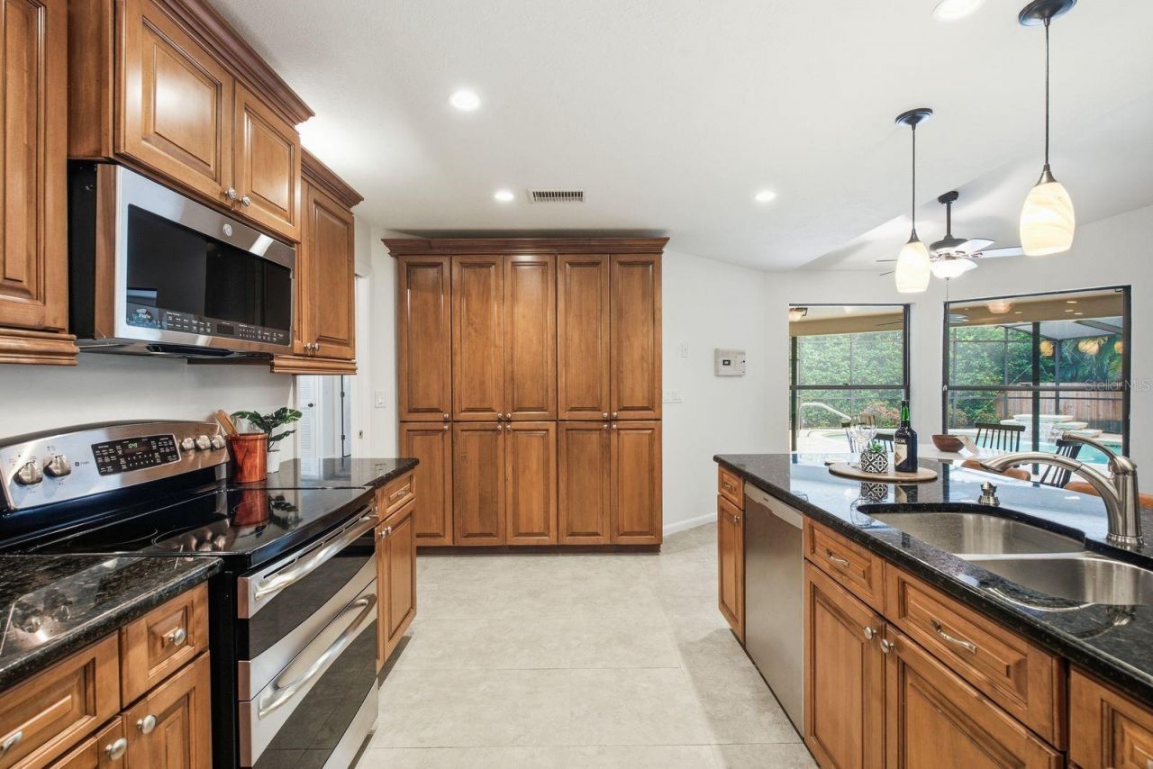 3175 Sandy Ridge Drive , Clearwater, FL 33761 Photo