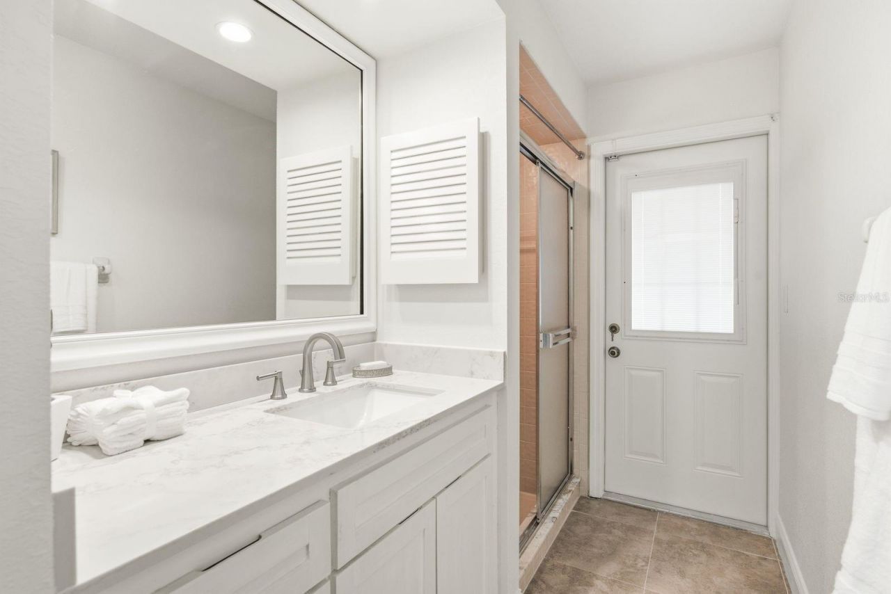 3175 Sandy Ridge Drive , Clearwater, FL 33761 Photo