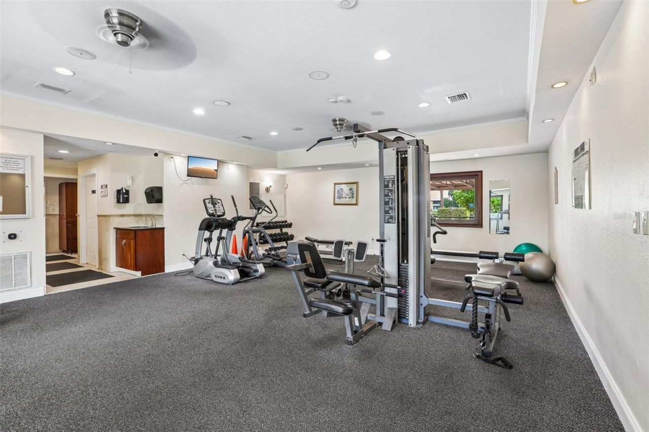 10263 Gandy Boulevard N, Unit 2416, Saint Petersburg, FL 33702 Photo