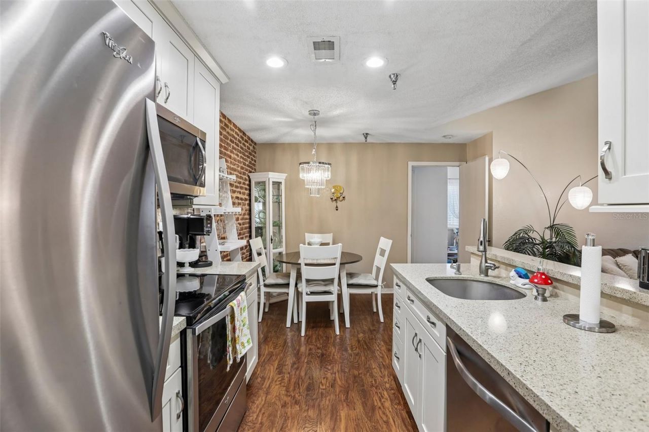 10263 Gandy Boulevard N, Unit 2416, Saint Petersburg, FL 33702 Photo