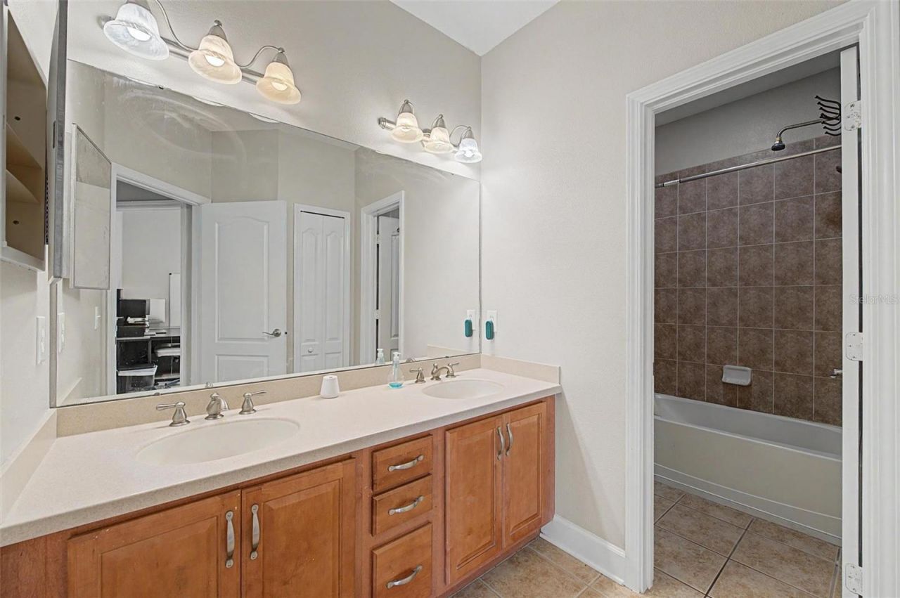 2535 Cross More Street , Valrico, FL 33594 Photo