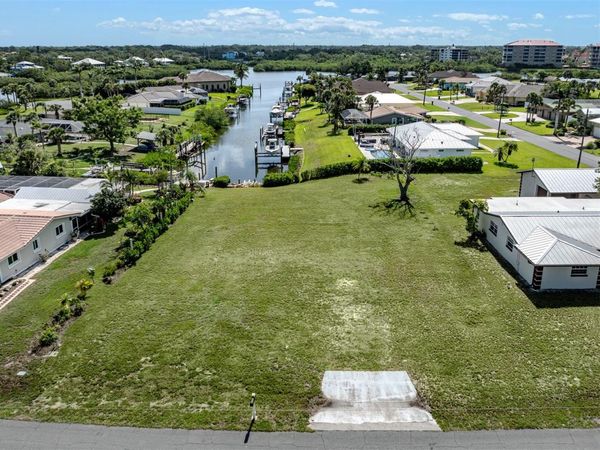 458 N SHORE DRIVE , OSPREY, FL 34229