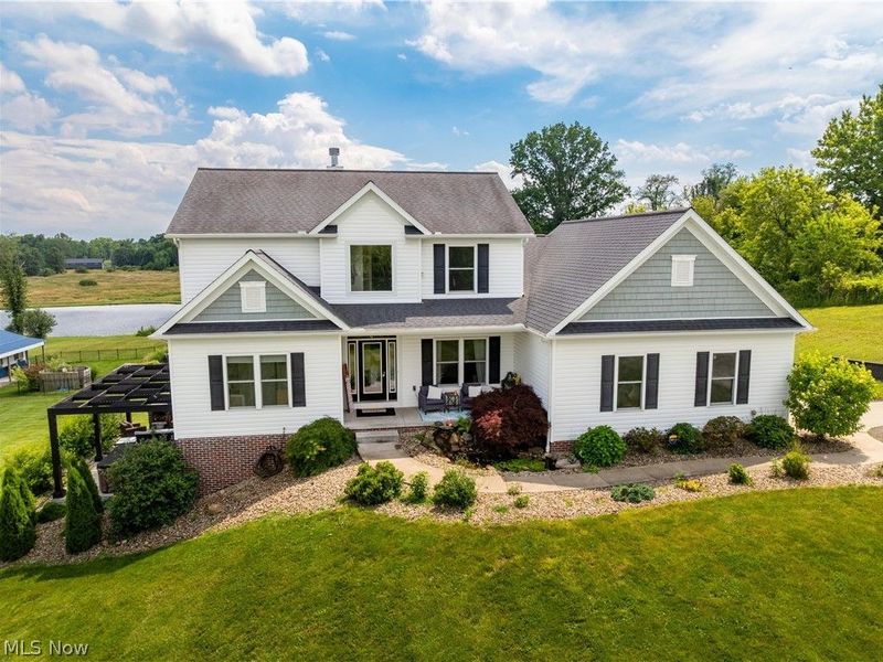 3990 Smith Kramer Street NE, Hartville, OH 44632 Photo 2
