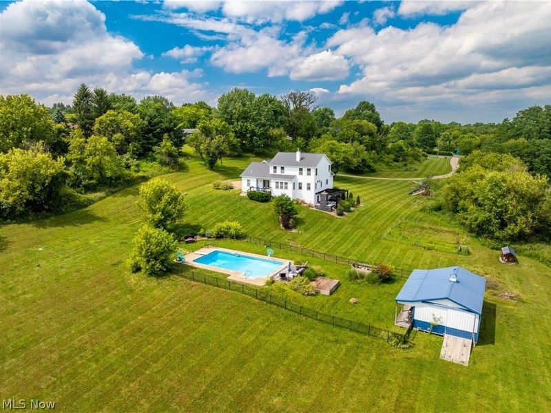 3990 Smith Kramer Street NE, Hartville, OH 44632 Photo 43