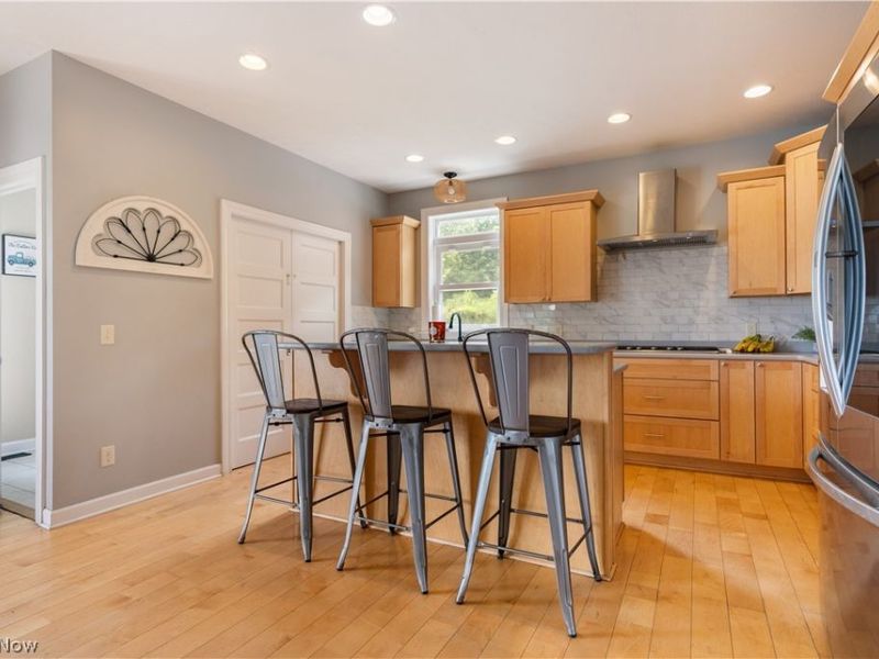 3990 Smith Kramer Street NE, Hartville, OH 44632 Photo 9