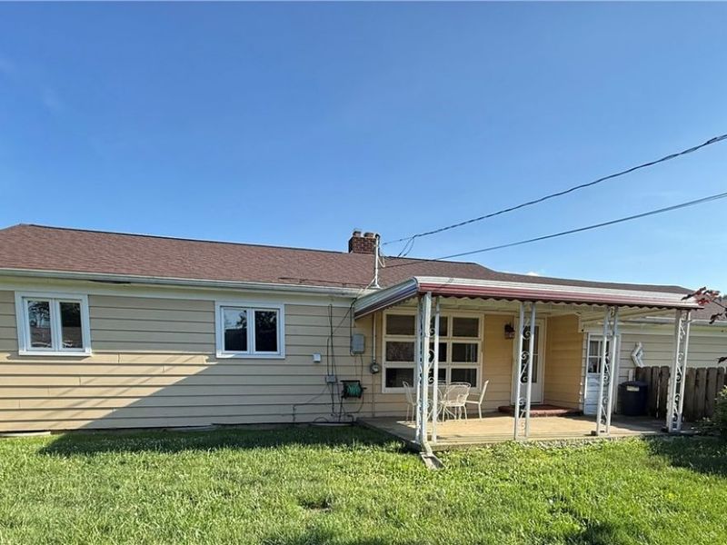 426 W Oregon Avenue, Sebring, OH 44672 Photo 11