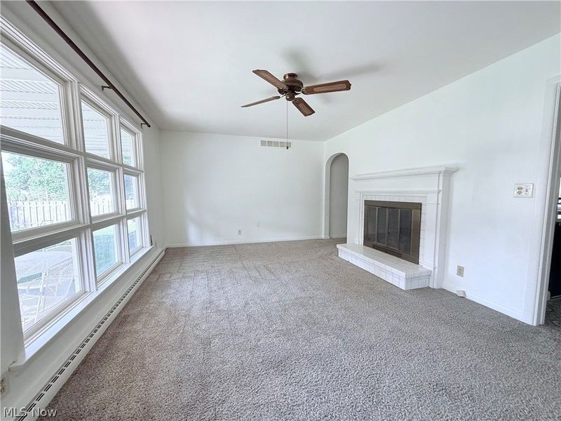 426 W Oregon Avenue, Sebring, OH 44672 Photo 2