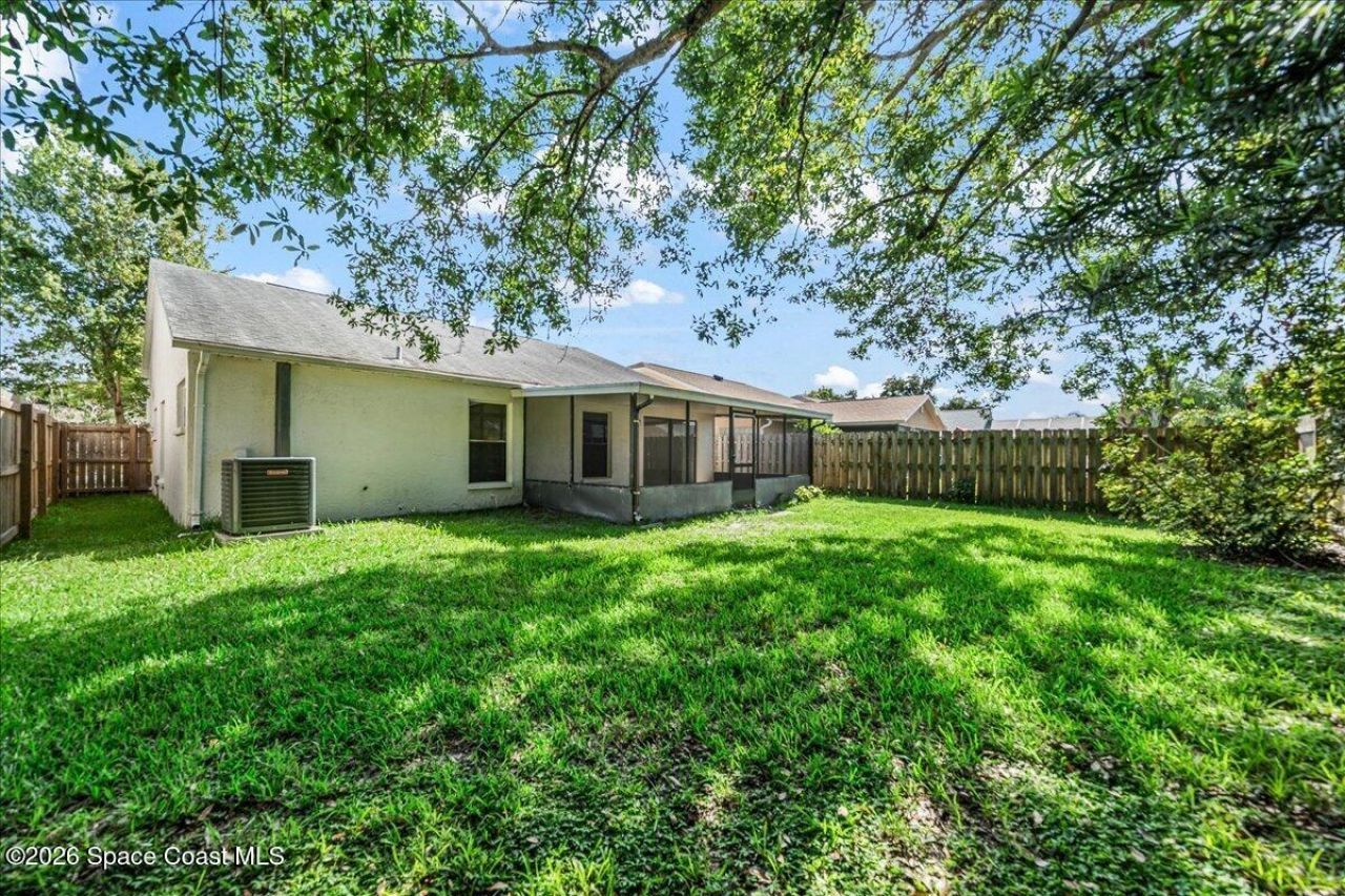 1839 Clover Circle , Melbourne, FL 32935 Photo