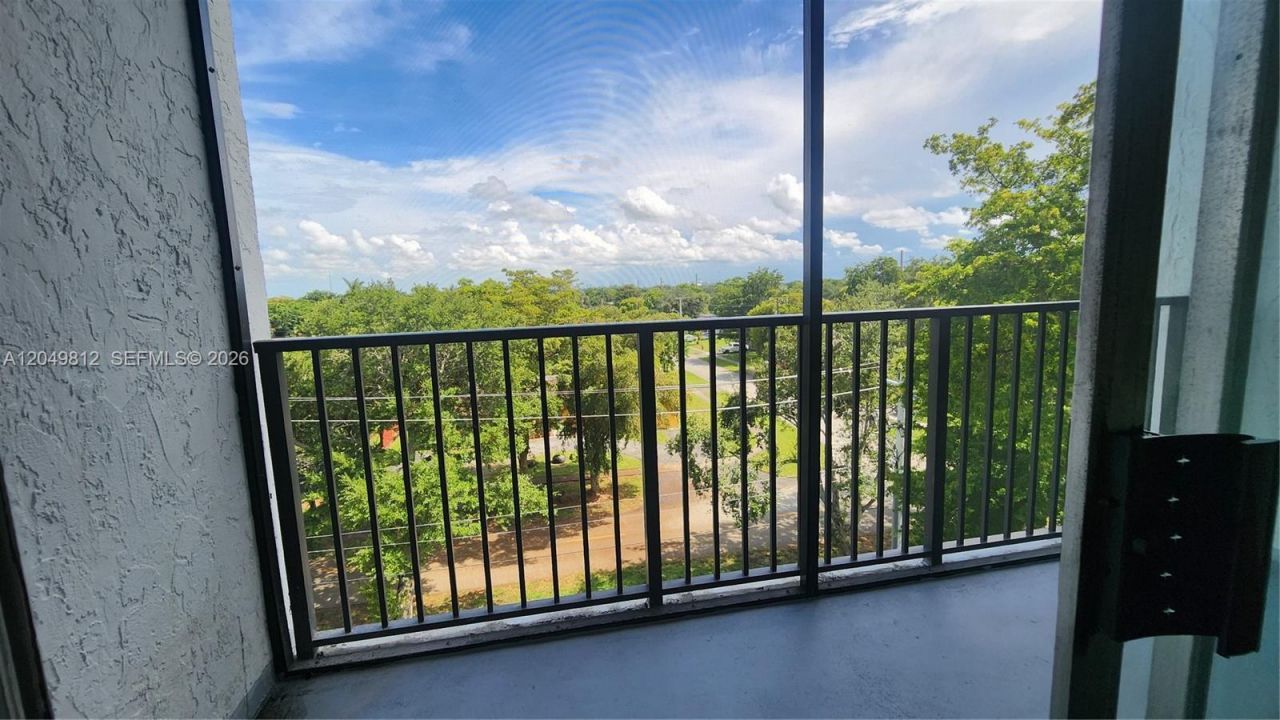 7541 NW 16th St, Unit 1507, Plantation, FL 33313 Photo