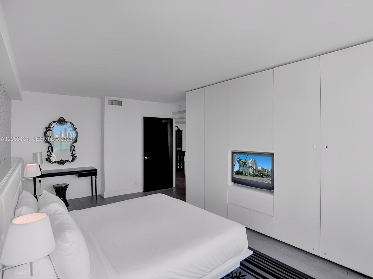 1100 West Ave , Unit 1024, Miami Beach, FL 33139 Photo