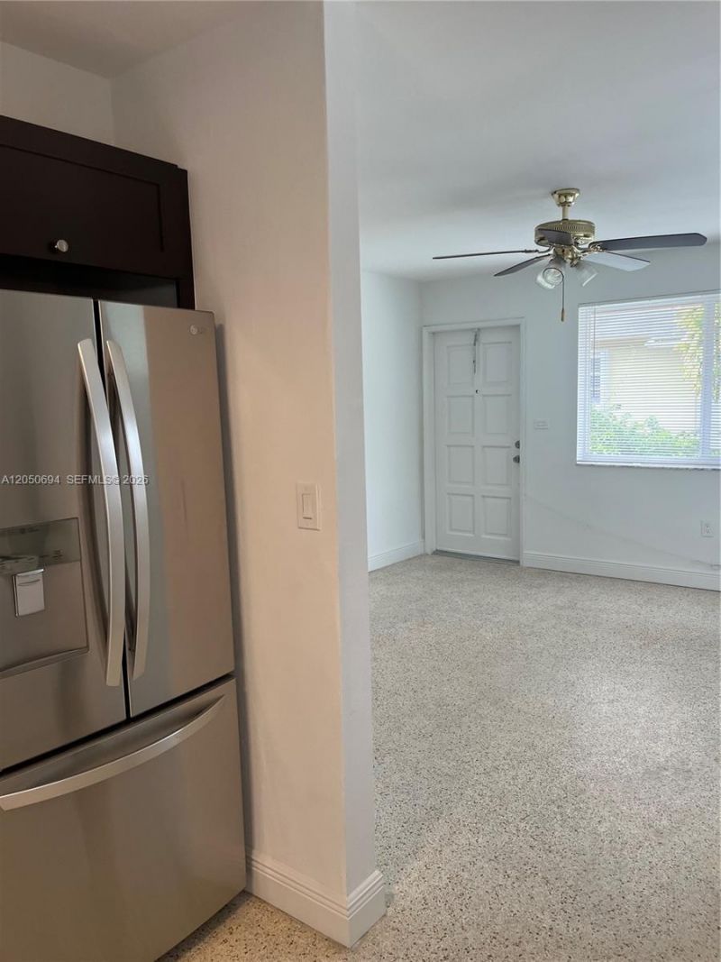 90 E 15th St , Unit 1, Hialeah, FL 33010 Photo