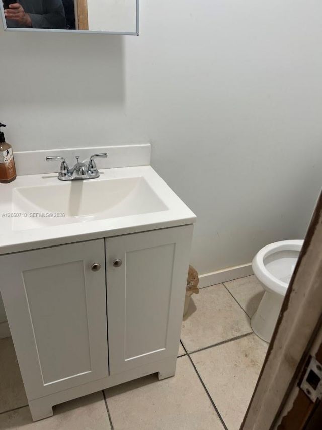 5720 W Hallandale Beach Blvd, West Park, FL 33023 Photo