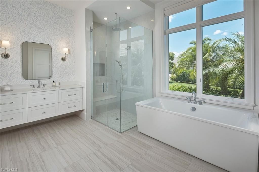 16764 Enclave Cir , Naples, FL 34110 Photo