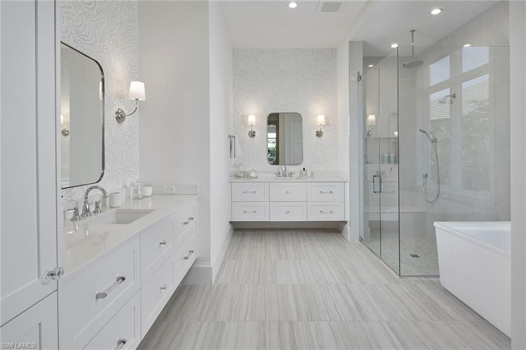 16764 Enclave Cir , Naples, FL 34110 Photo