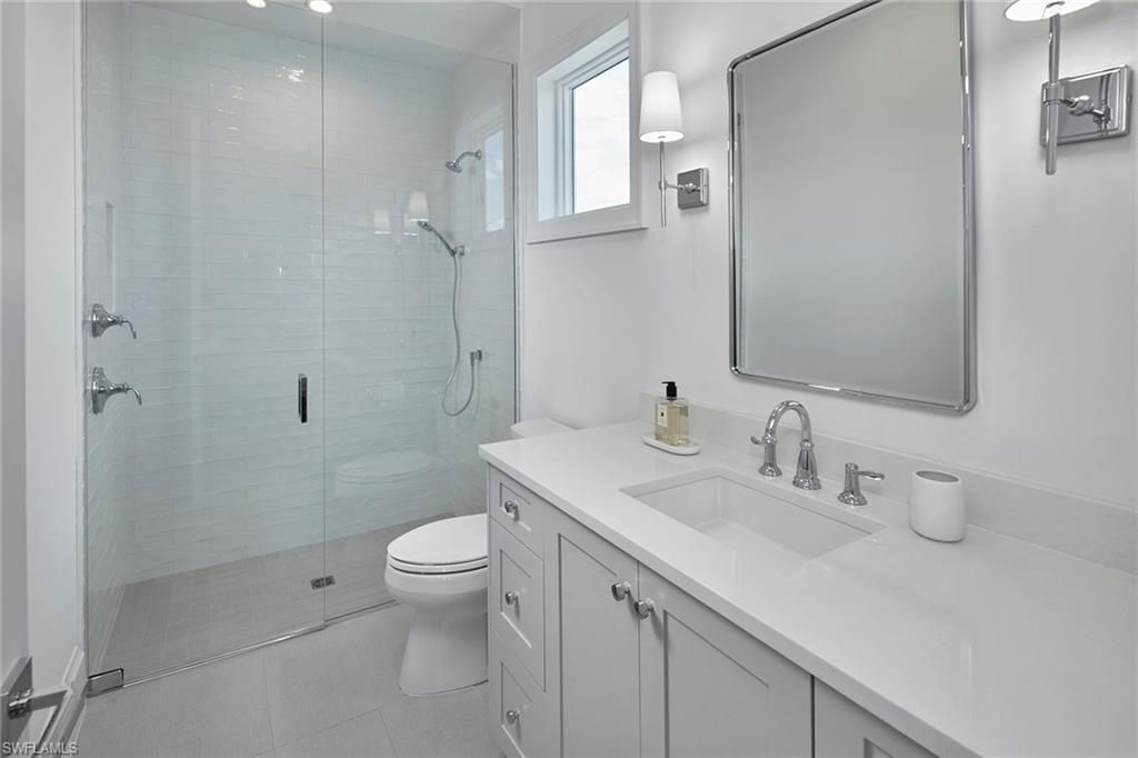 16764 Enclave Cir , Naples, FL 34110 Photo